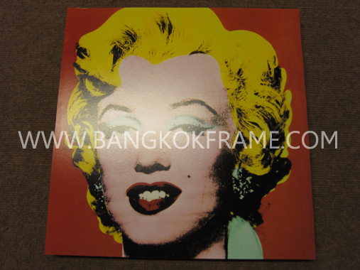 กรอบลอยมารีลีนมอลโร